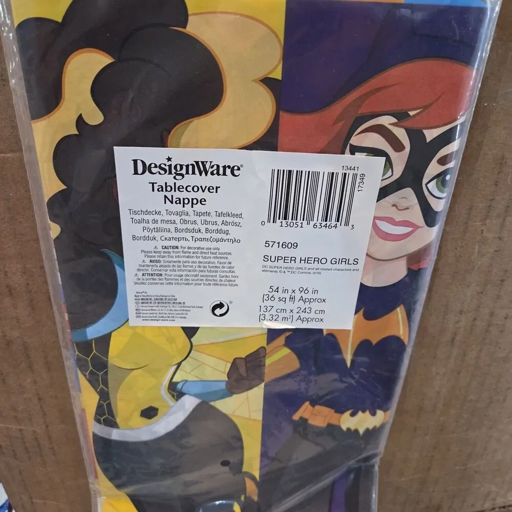 DesignWare SUPER HERO GIRLS Plastic Tablecover Tablecloth 54